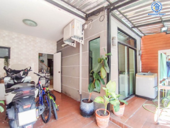 *****ทาวน์เฮ้าส์มือสองย่านนนทบุรี ม.เดอะวิลล่า บางบัวทอง เนื้อที่ 18.8 ตร.ว.ฟังก์ชัน 3 ห้องนอน 2 ห้องน้ำ 1 ที่จอดรถ แถมฟรี! 3 เครื่องปรับอากาศ 2 เครื่องทำน้ำอุ่น บนทำเลยอดเยี่ยม ติดถ.กาญจนาภิเษก ใกล้รถไฟฟ้าสายสีม่วง "สถานีคลองบางไผ่" และทางด่วน "กาญจนาภิเษก"